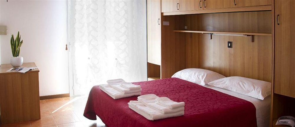 Hotel Felix Pindemonte Лідо-ді-Єзоло Екстер'єр фото