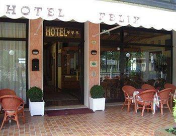 Hotel Felix Pindemonte Лідо-ді-Єзоло Екстер'єр фото